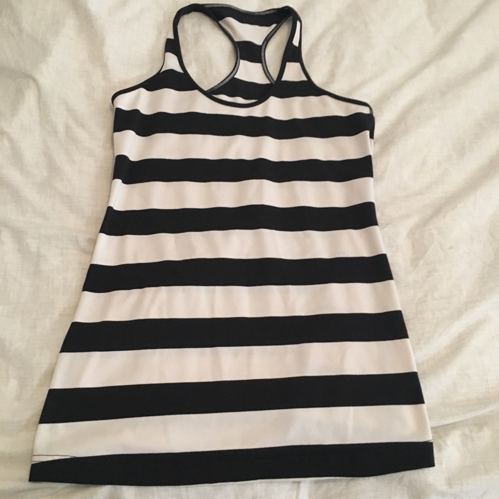 Lulu lemon tank sz 10